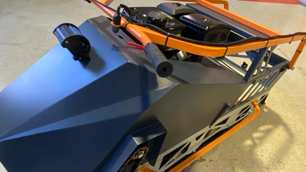 Мотобуксировщик Бурлак Пионер